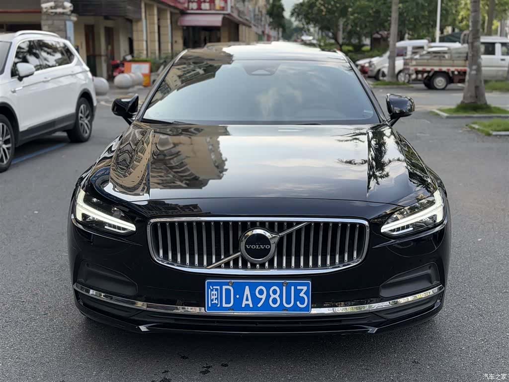 Volvo S90, 2023 2