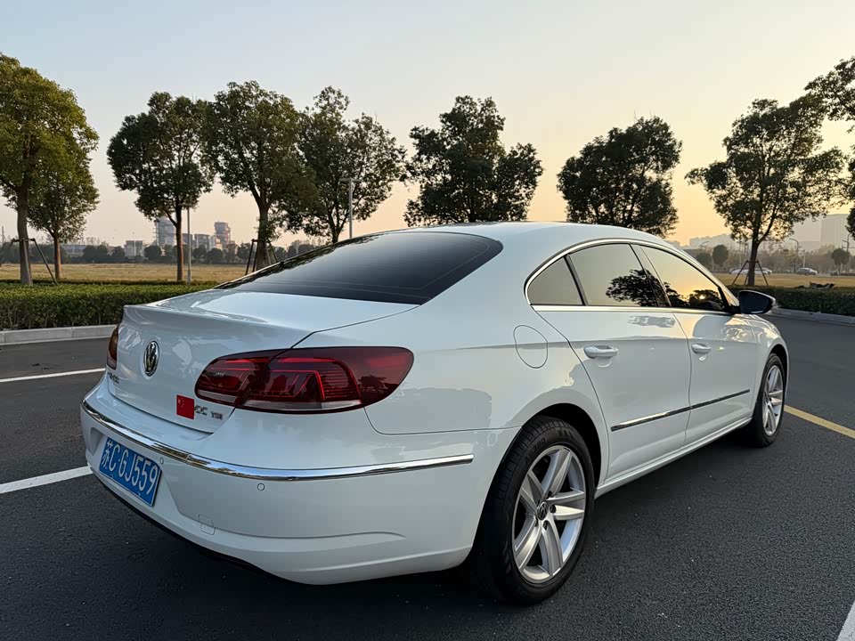 Volkswagen CC
