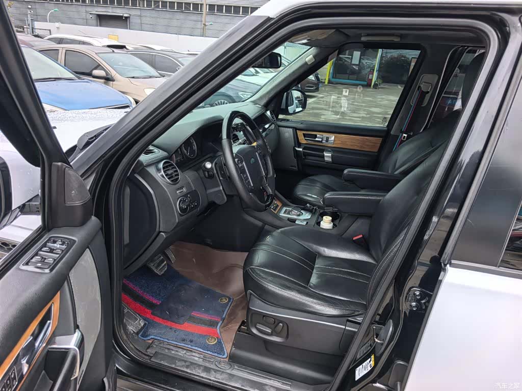 Land Rover Discovery, 2013 10