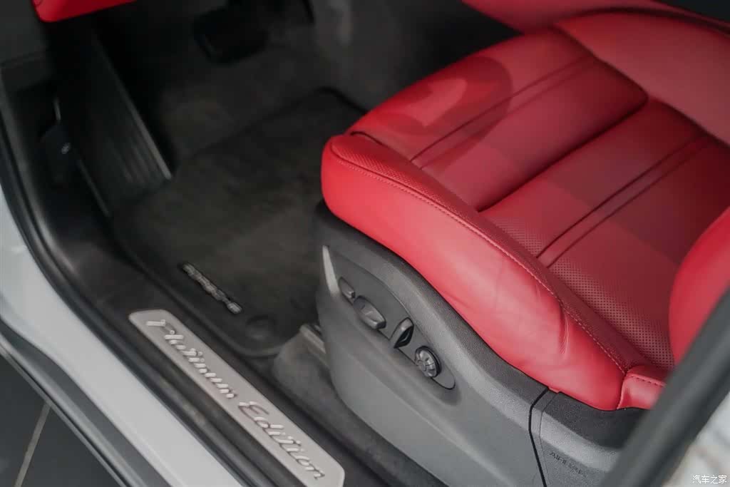 Porsche Cayenne, 2023 9