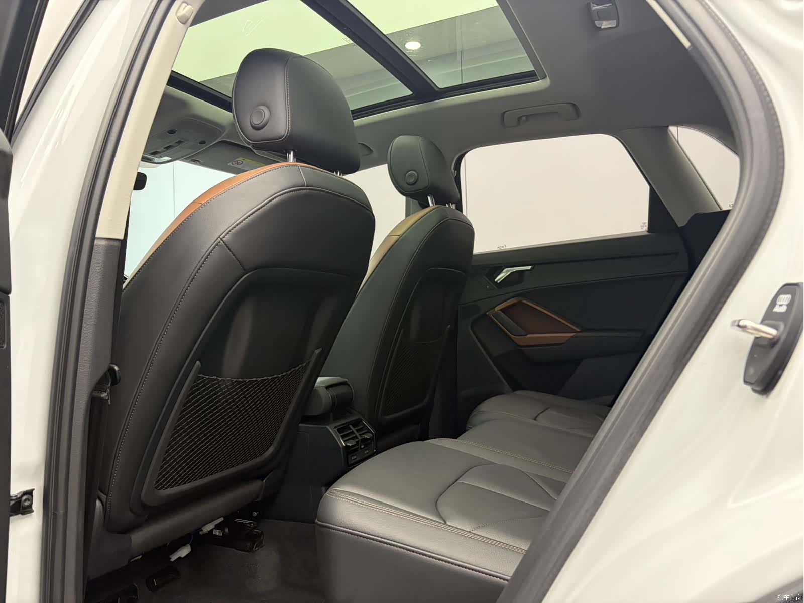 Audi Q3, 2022 9