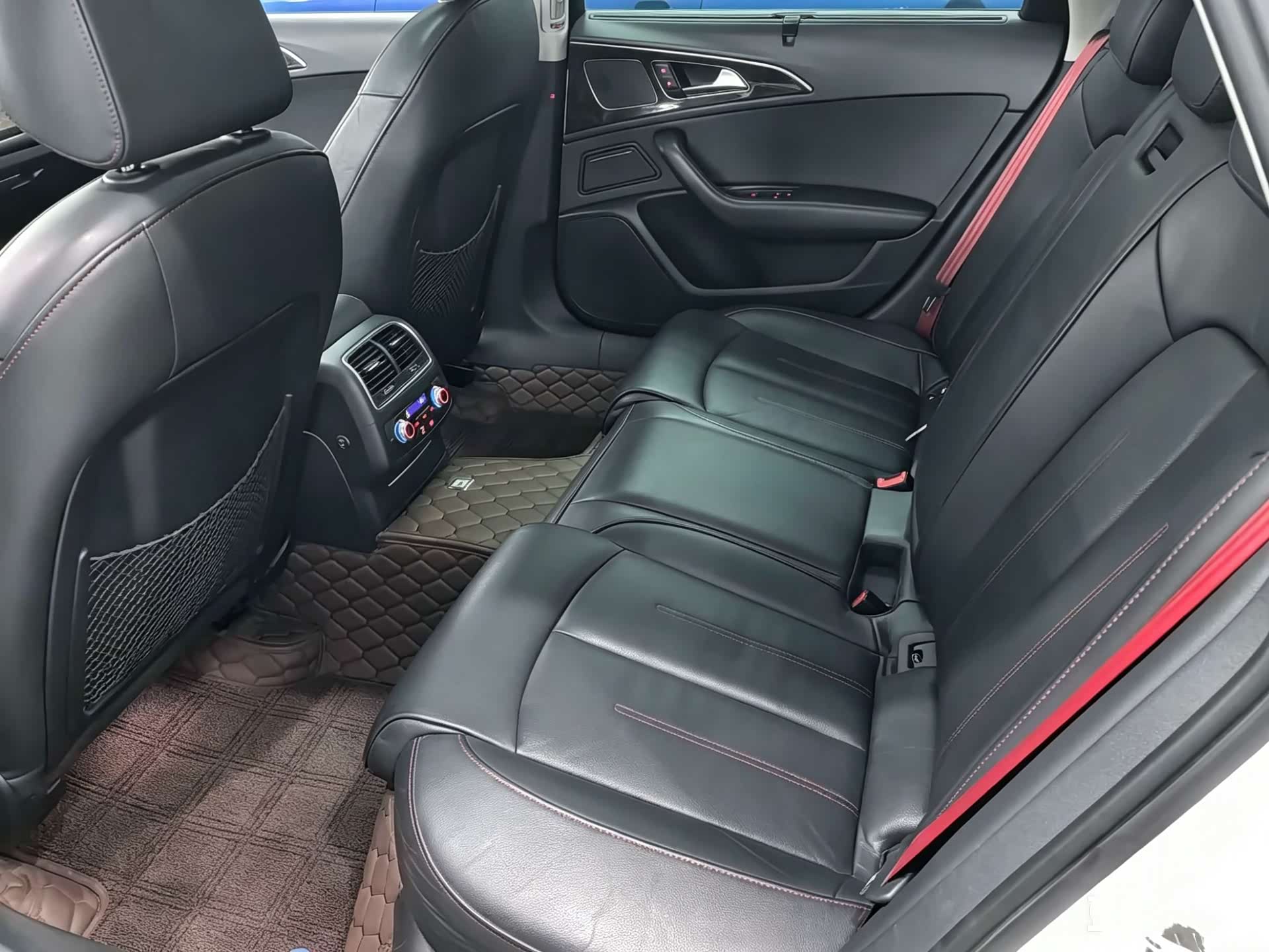Audi A6L, 2016 8