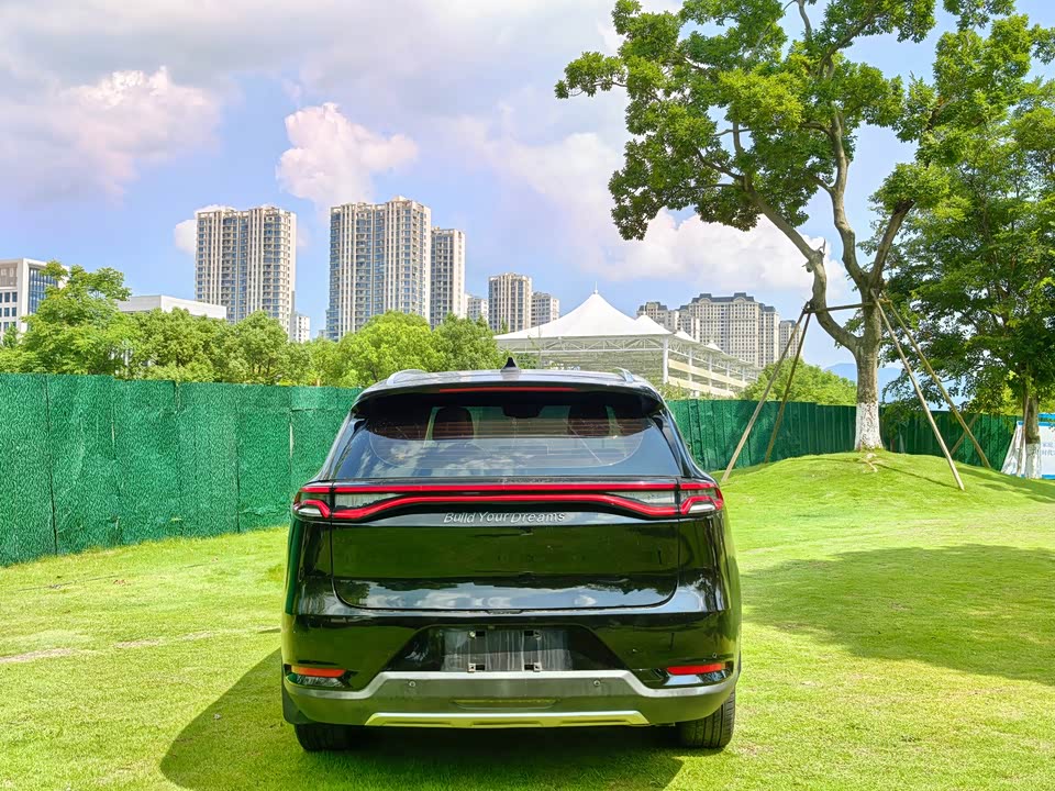 BYD Tang