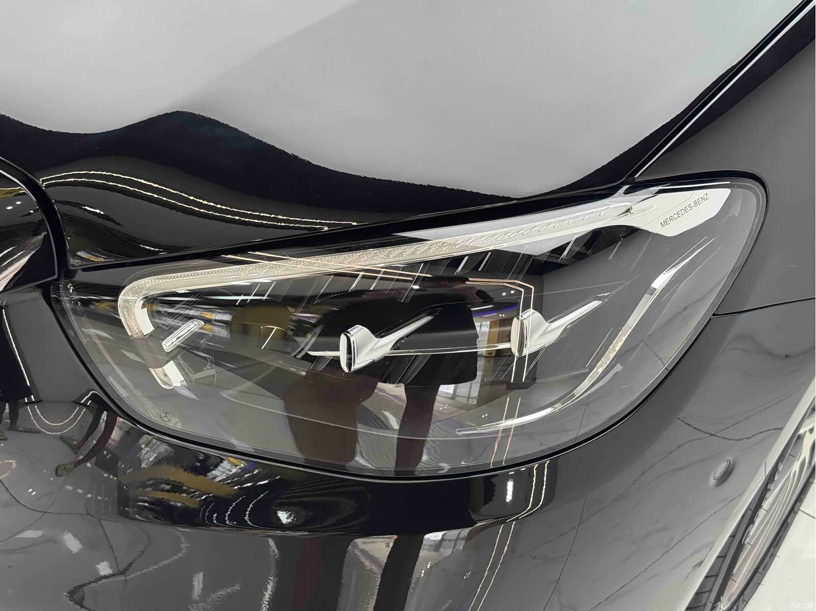 Mercedes-Benz E-Class, 2022 4