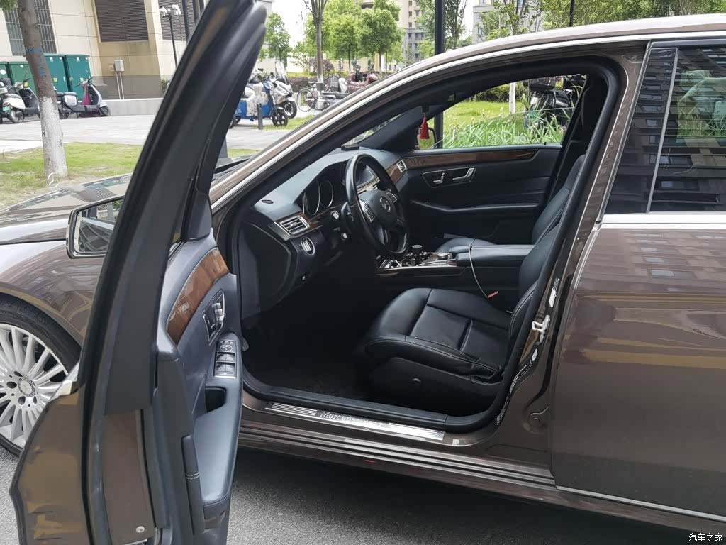 Mercedes-Benz E-Class, 2015 14
