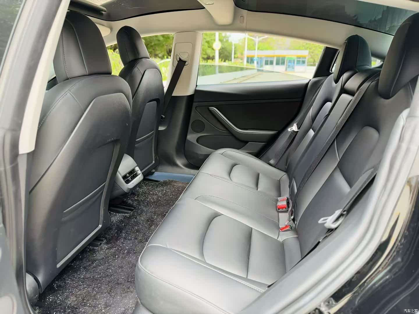 Tesla Model 3, 2022 6