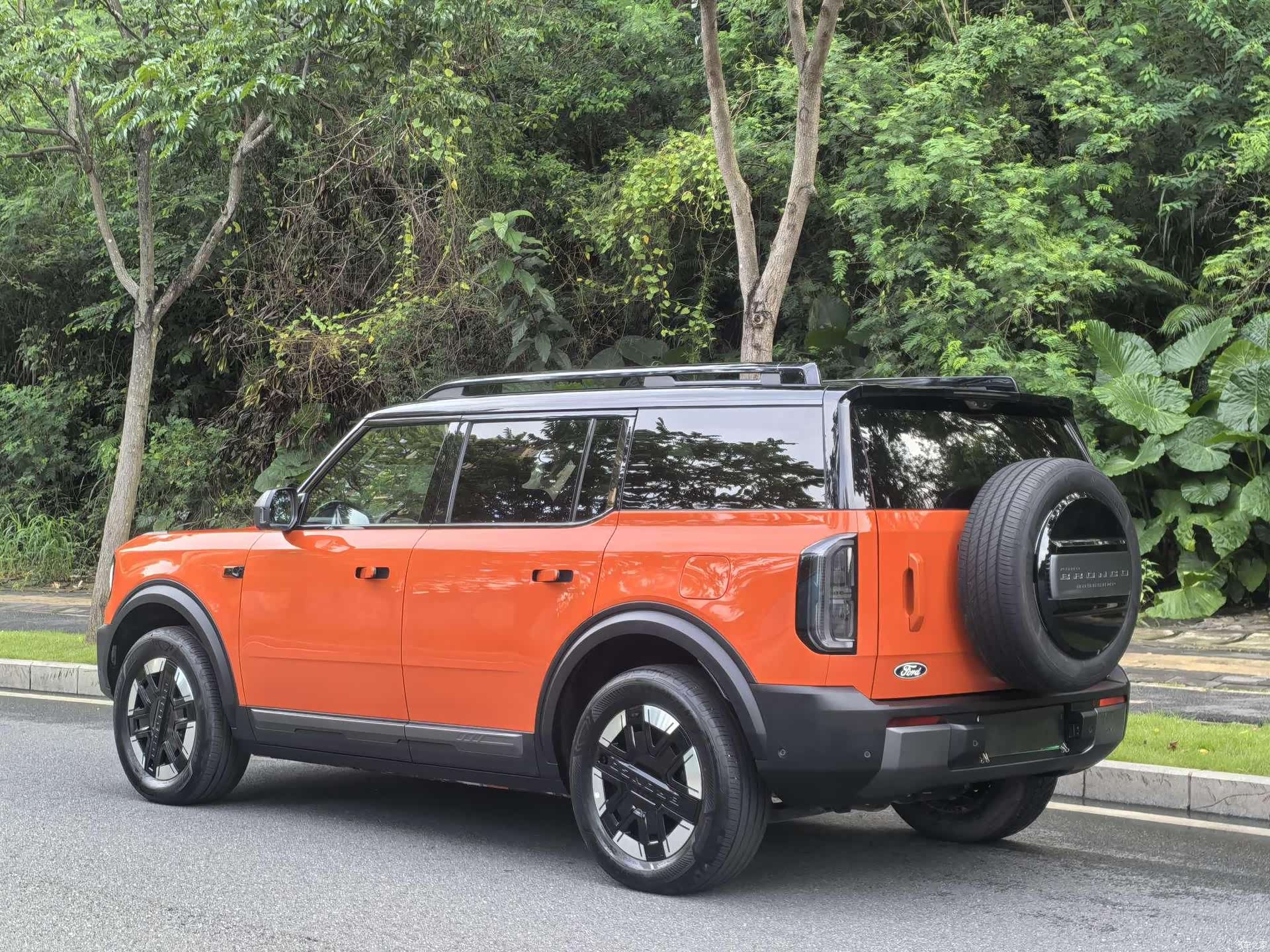 Ford Bronco, 2025 3