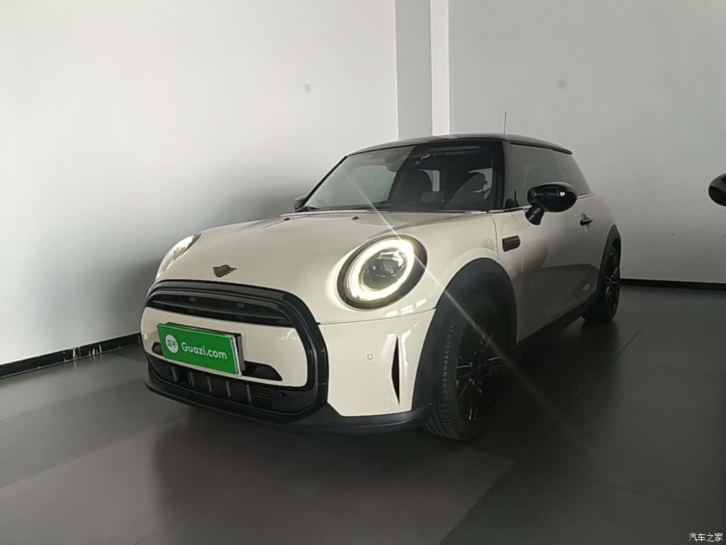 Mini Cooper, 2022 2