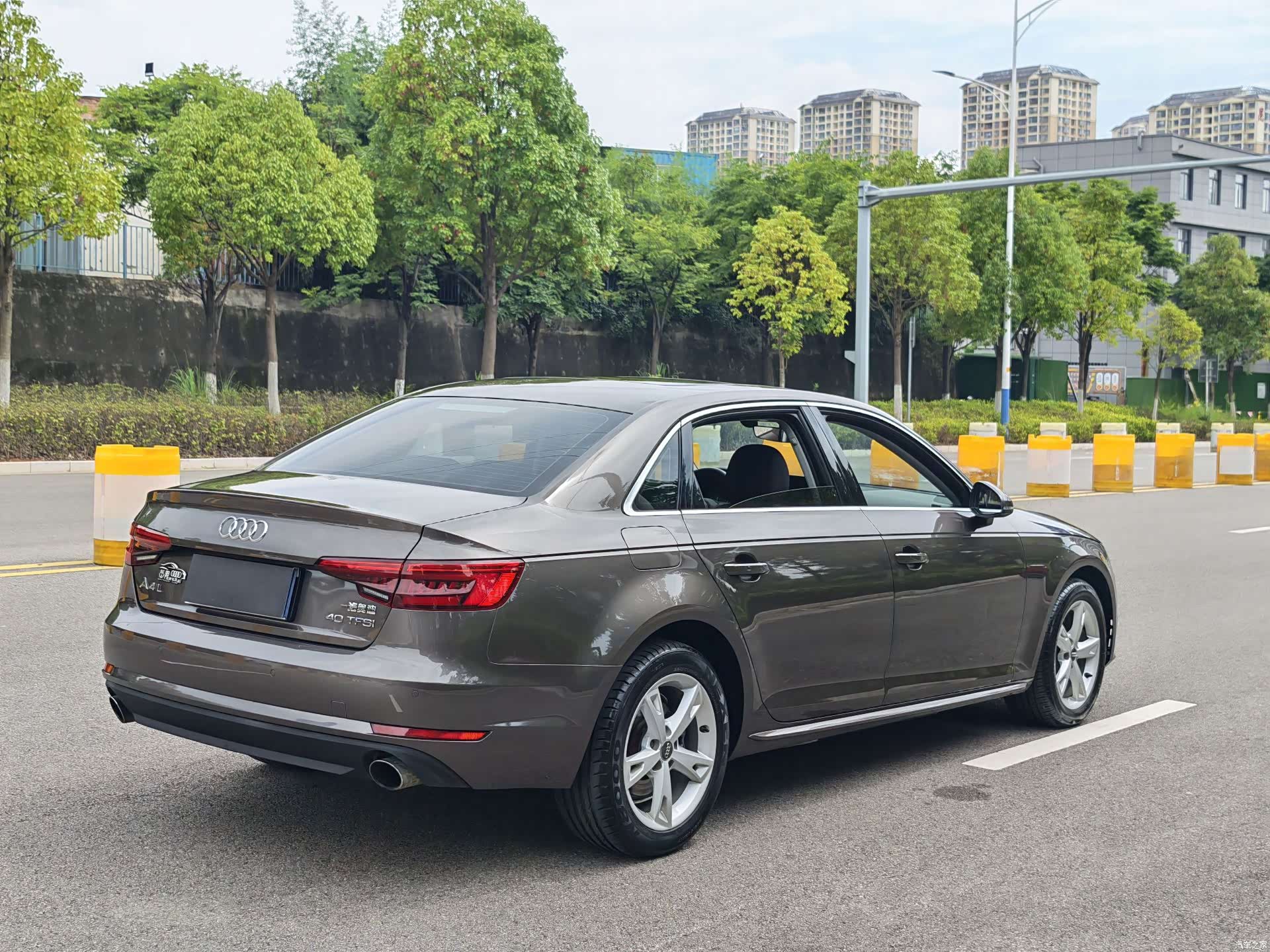 Audi A4L, 2016 15
