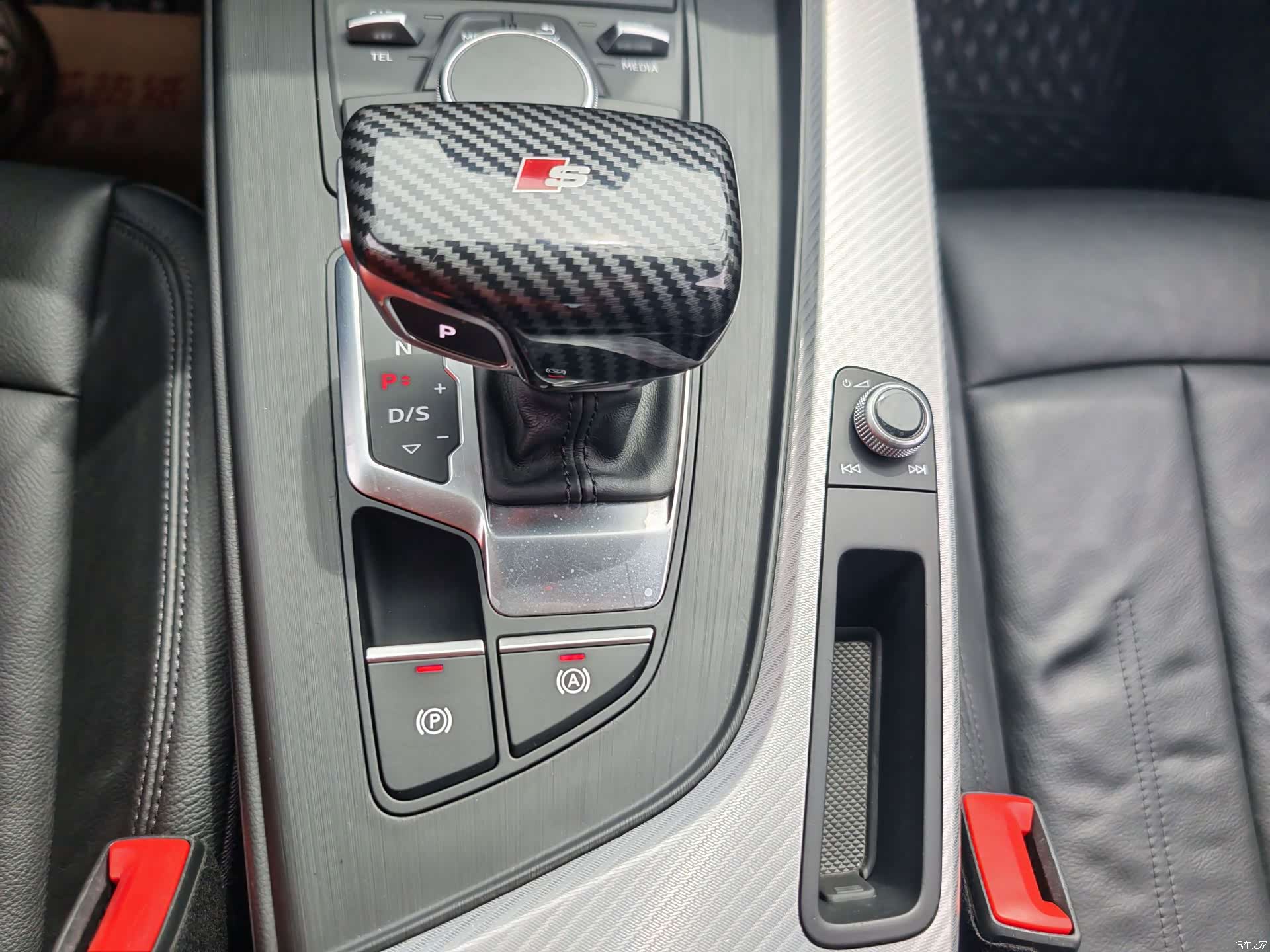 Audi A4L, 2016 10