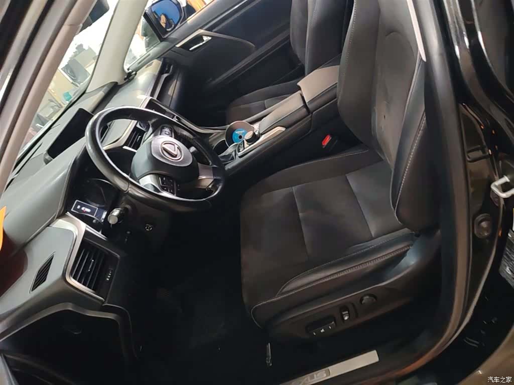 Lexus RX, 2018 15