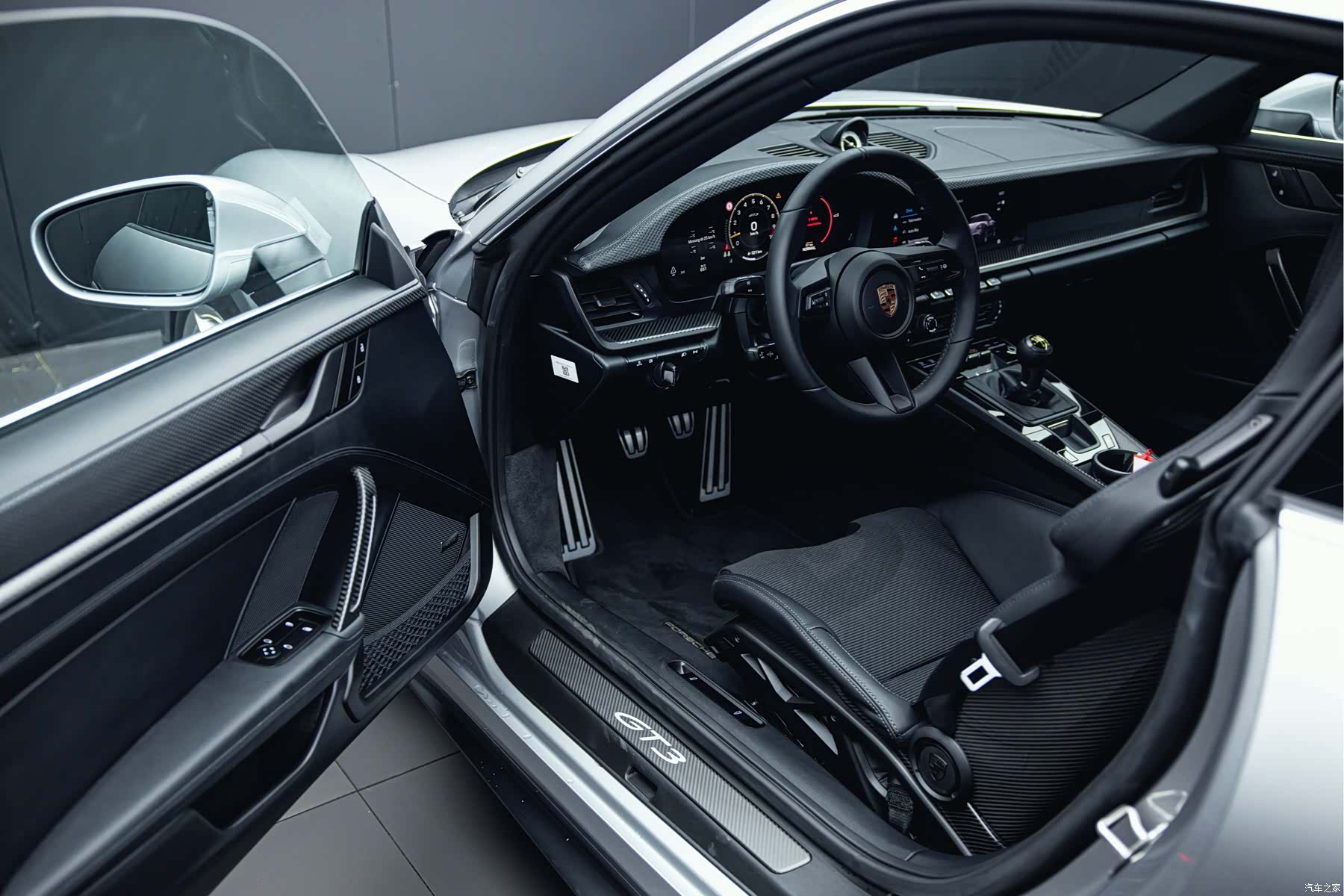 Porsche 911, 2025 12