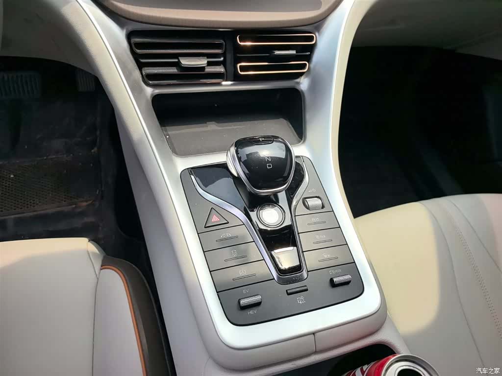 BYD Song, 2022 15