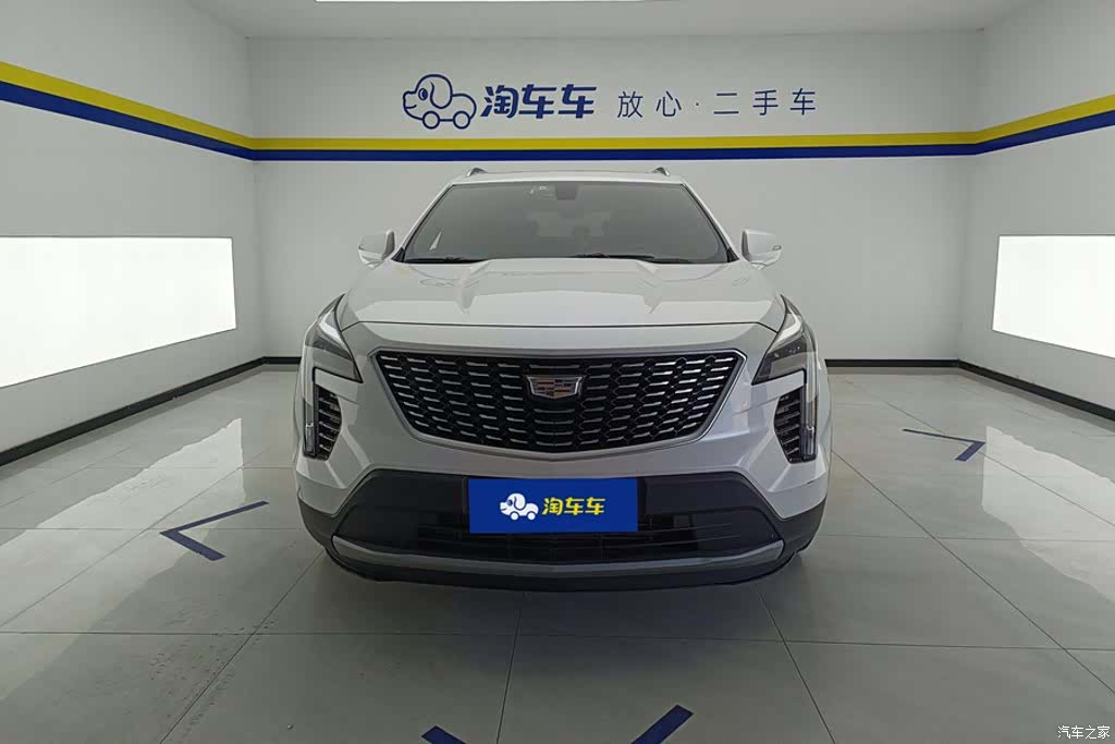 Cadillac XT4, 2021 2