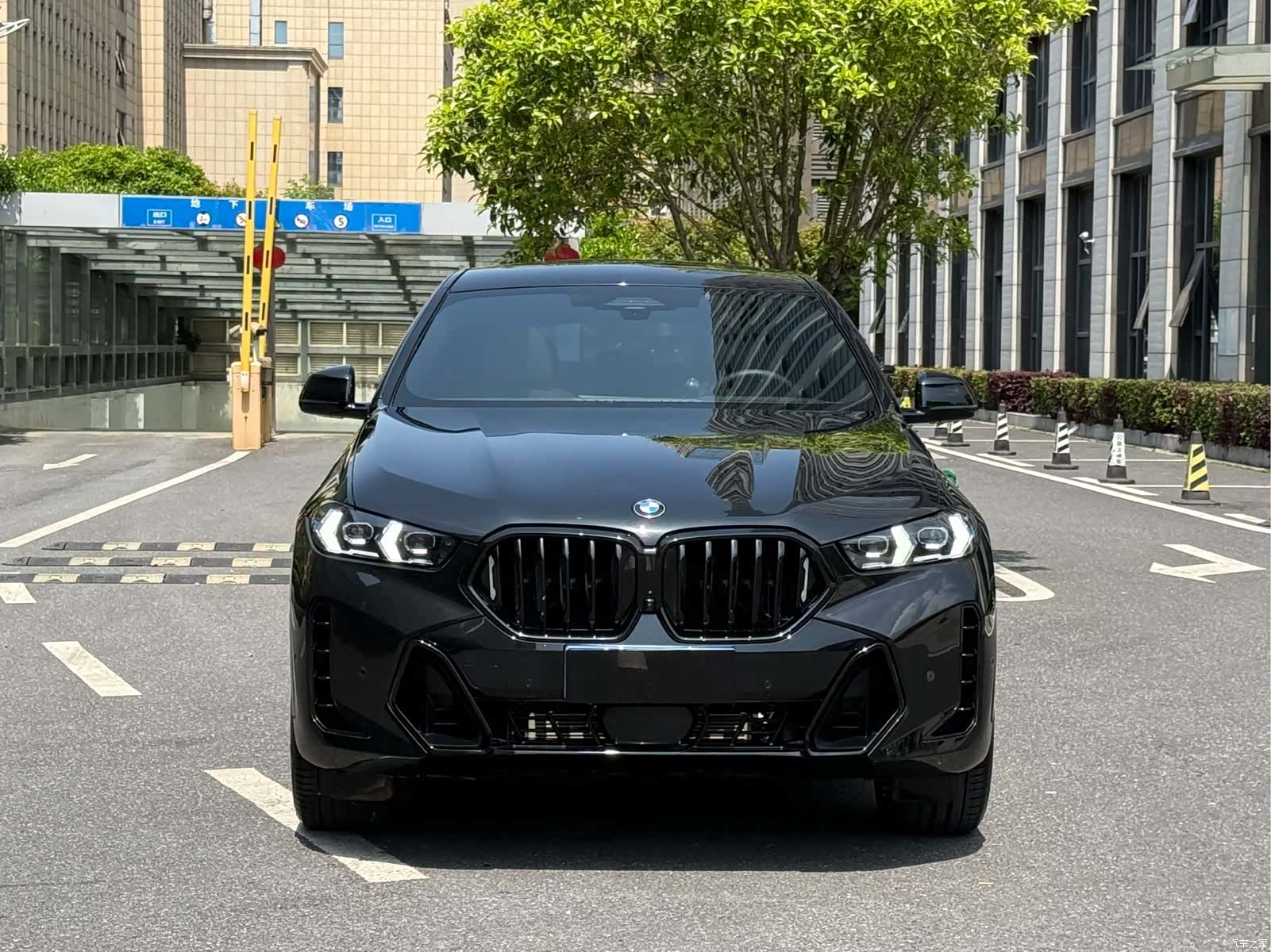 BMW X6, 2024 2