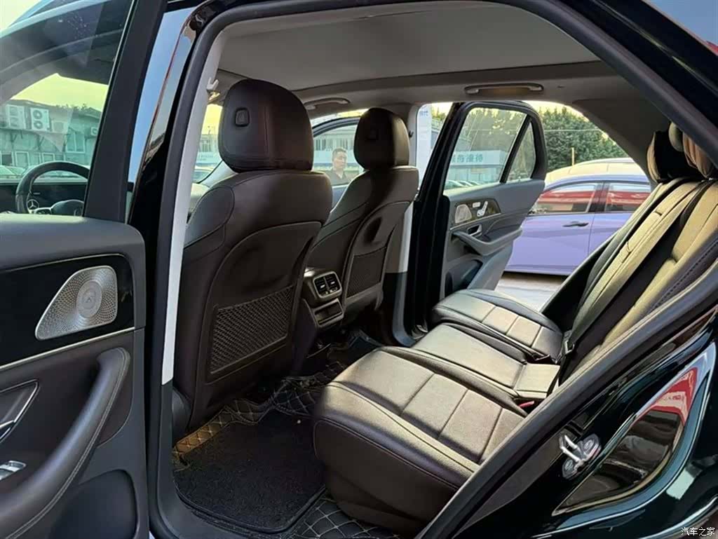 Mercedes-Benz GLE, 2019 6