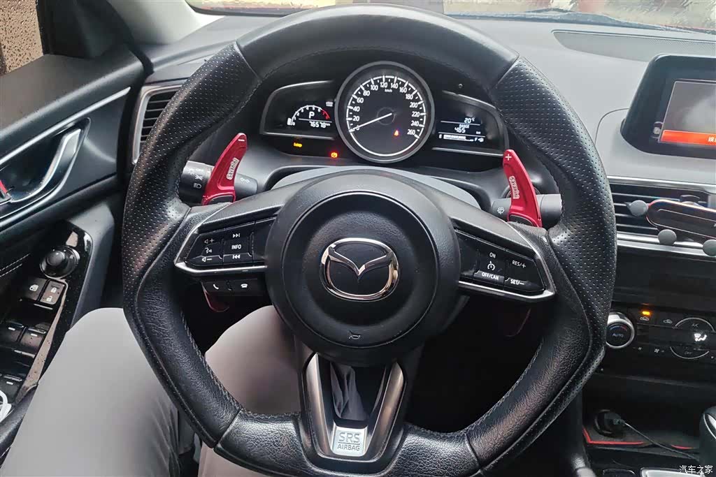 Mazda Mazda3, 2018 15