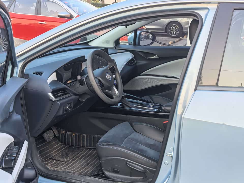 Buick Slightly blue 6