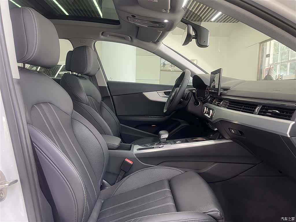 Audi A4L, 2021 11