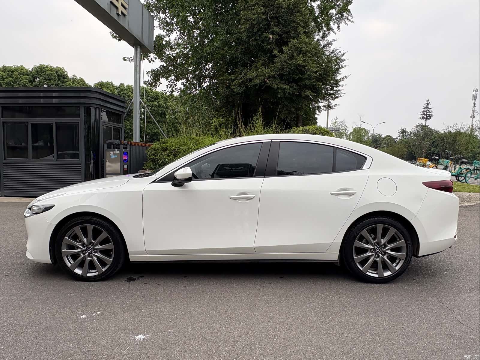 Mazda Mazda3, 2021 11