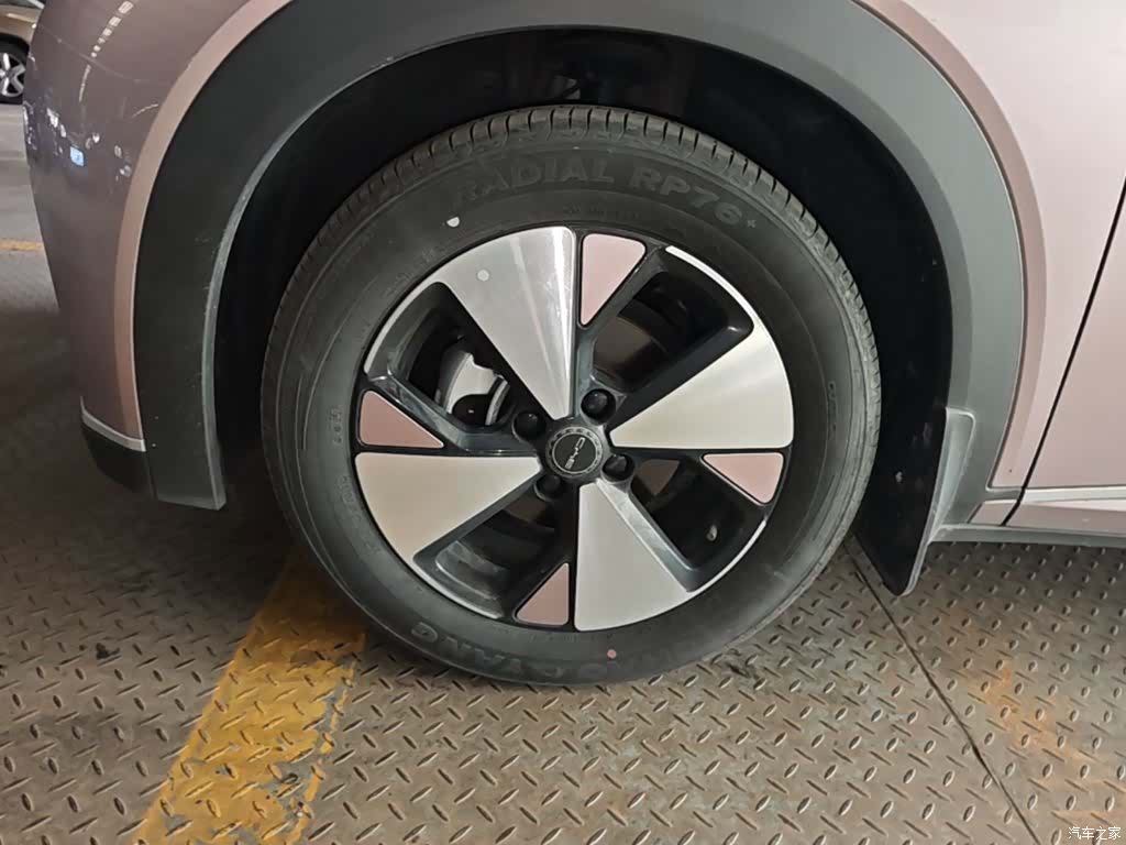 BYD Dolphin, 2023 22