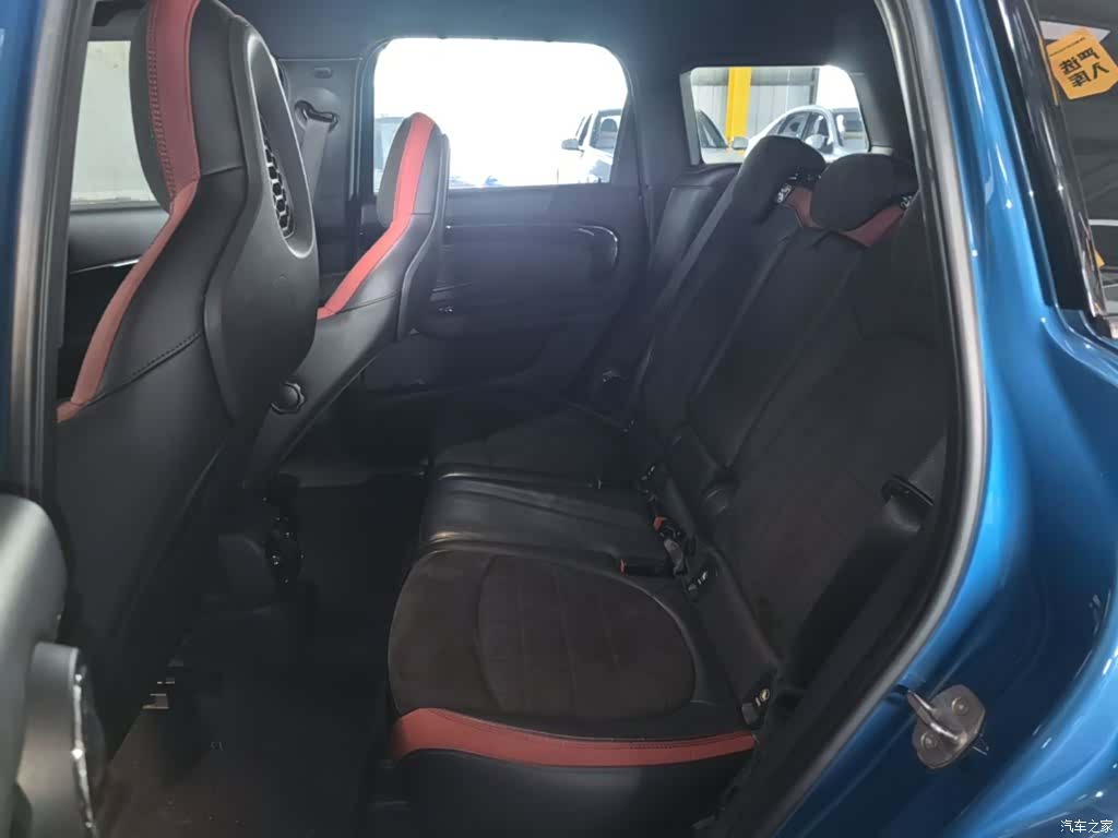 Mini Countryman, 2018 17