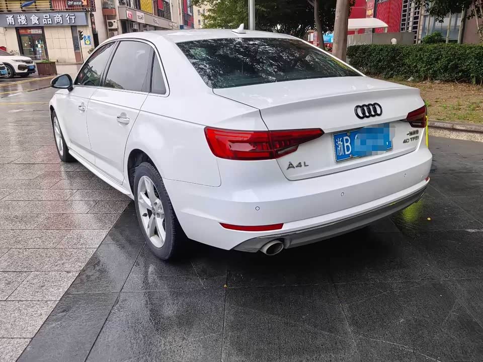 Audi A4L