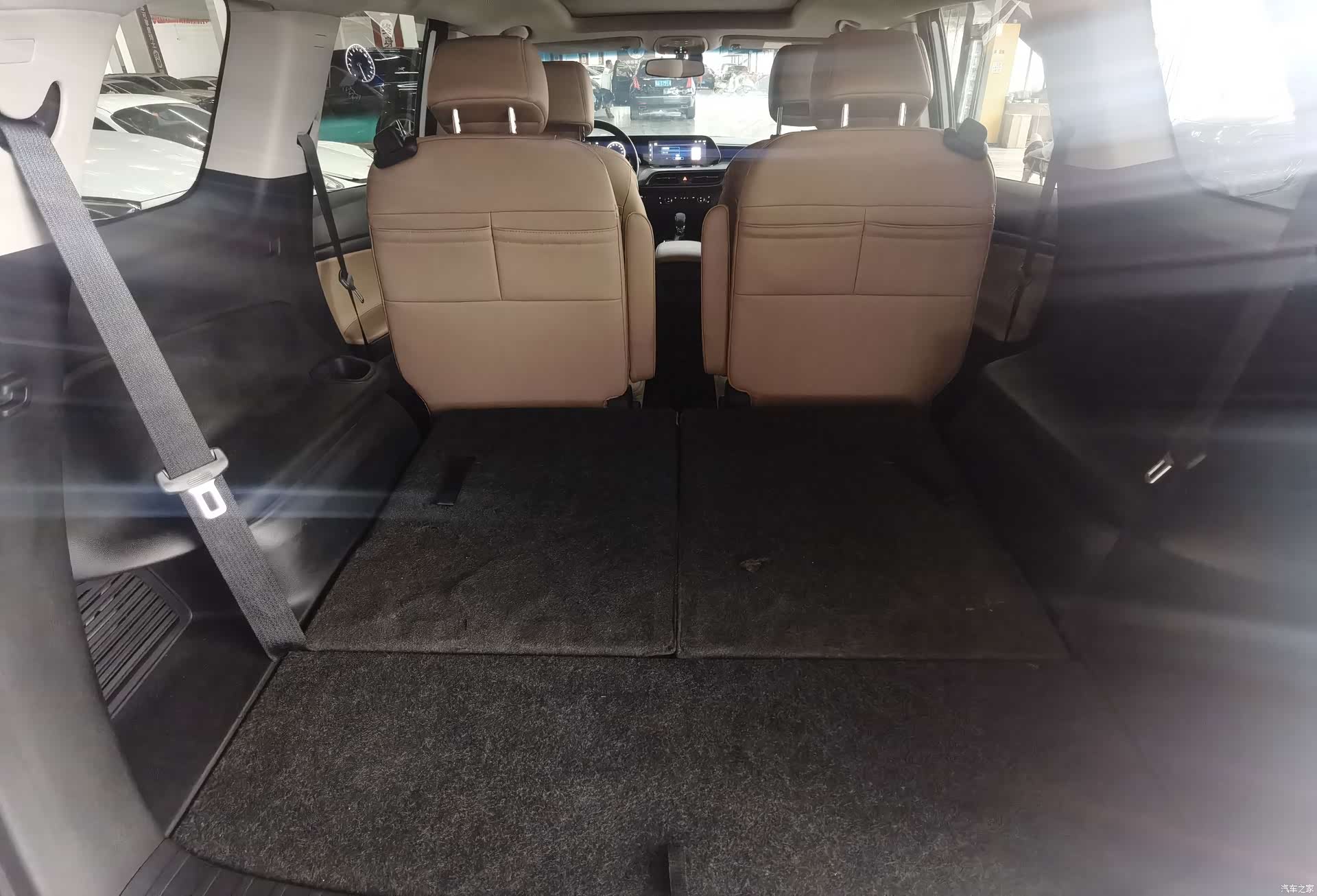 Buick GL6, 2022 13
