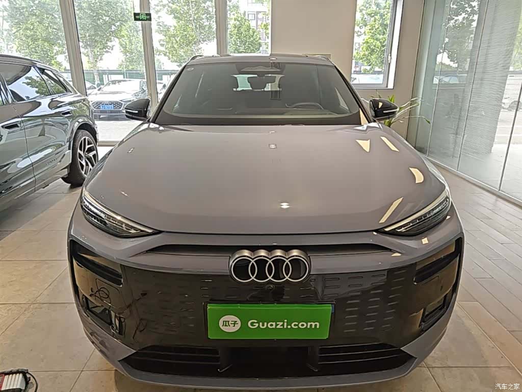 Audi e-tron, 2025 3