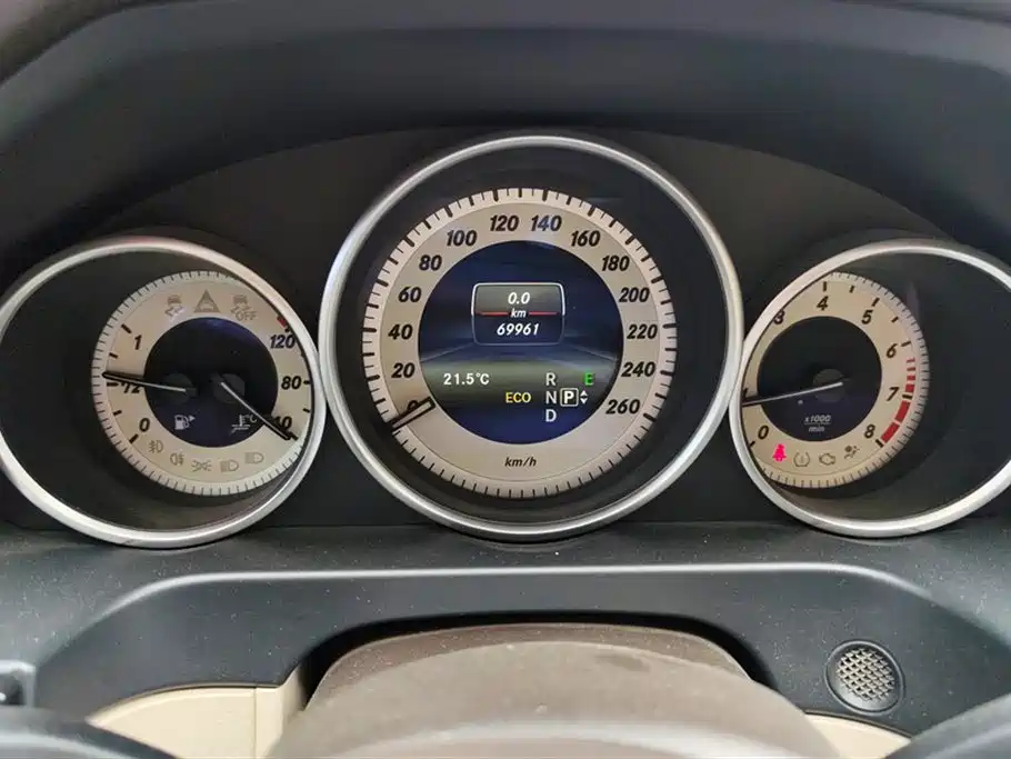 Mercedes-Benz E-class Mercedes-Benz E-class