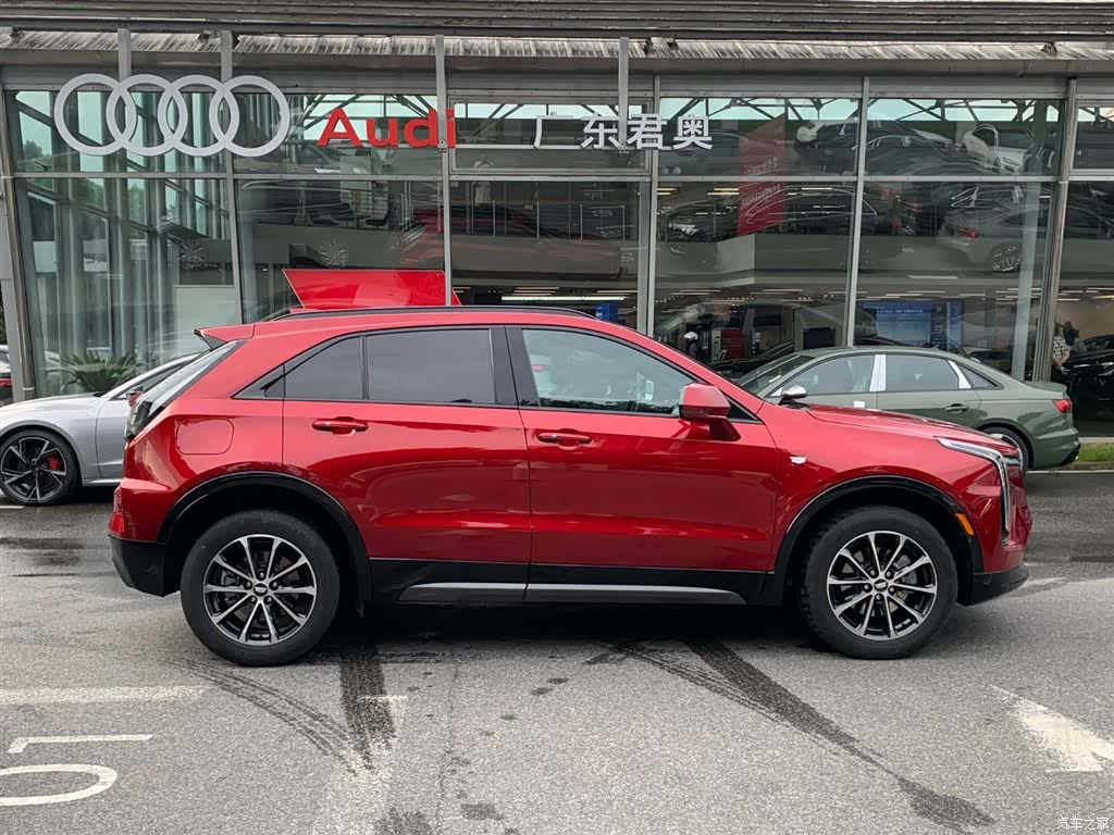 Cadillac XT4, 2023 4