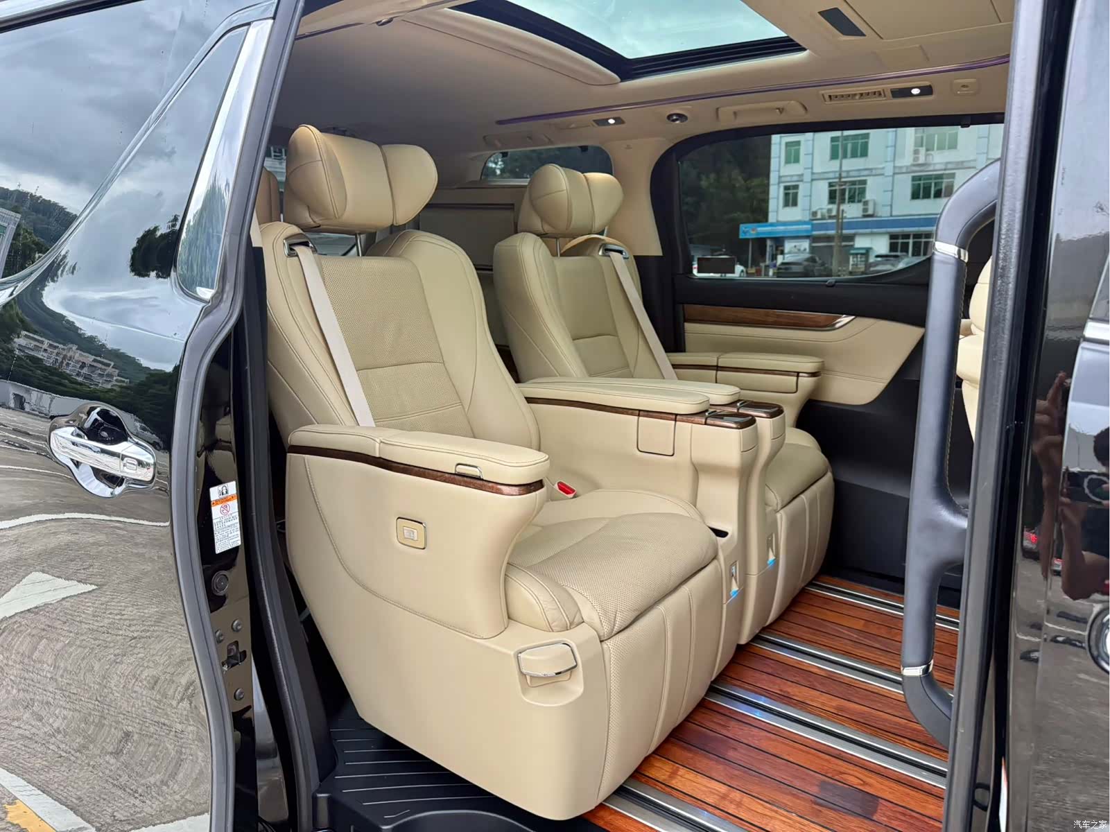Toyota Alphard, 2017 14