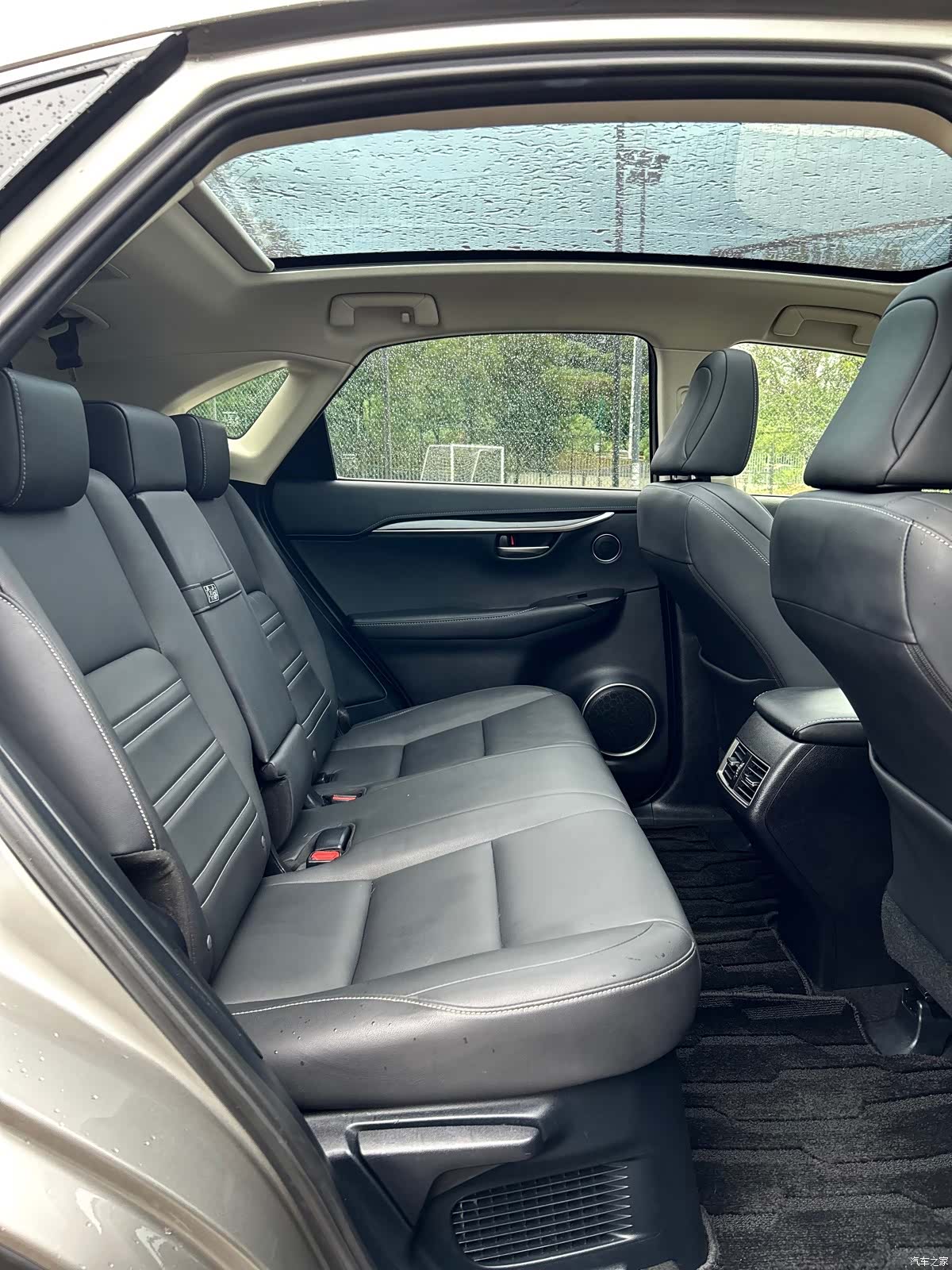 Lexus NX, 2016 8