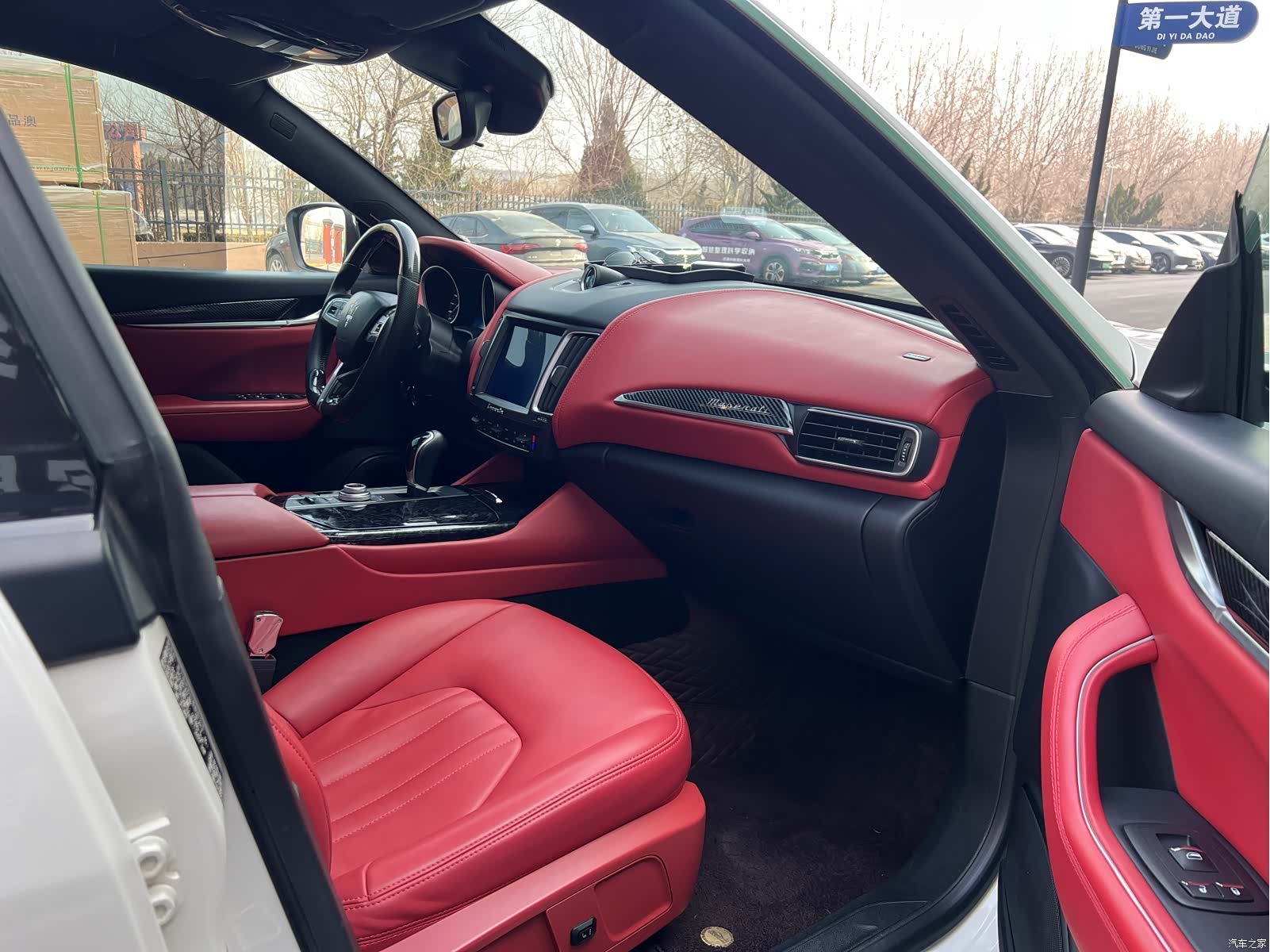 Maserati Levante, 2018 8