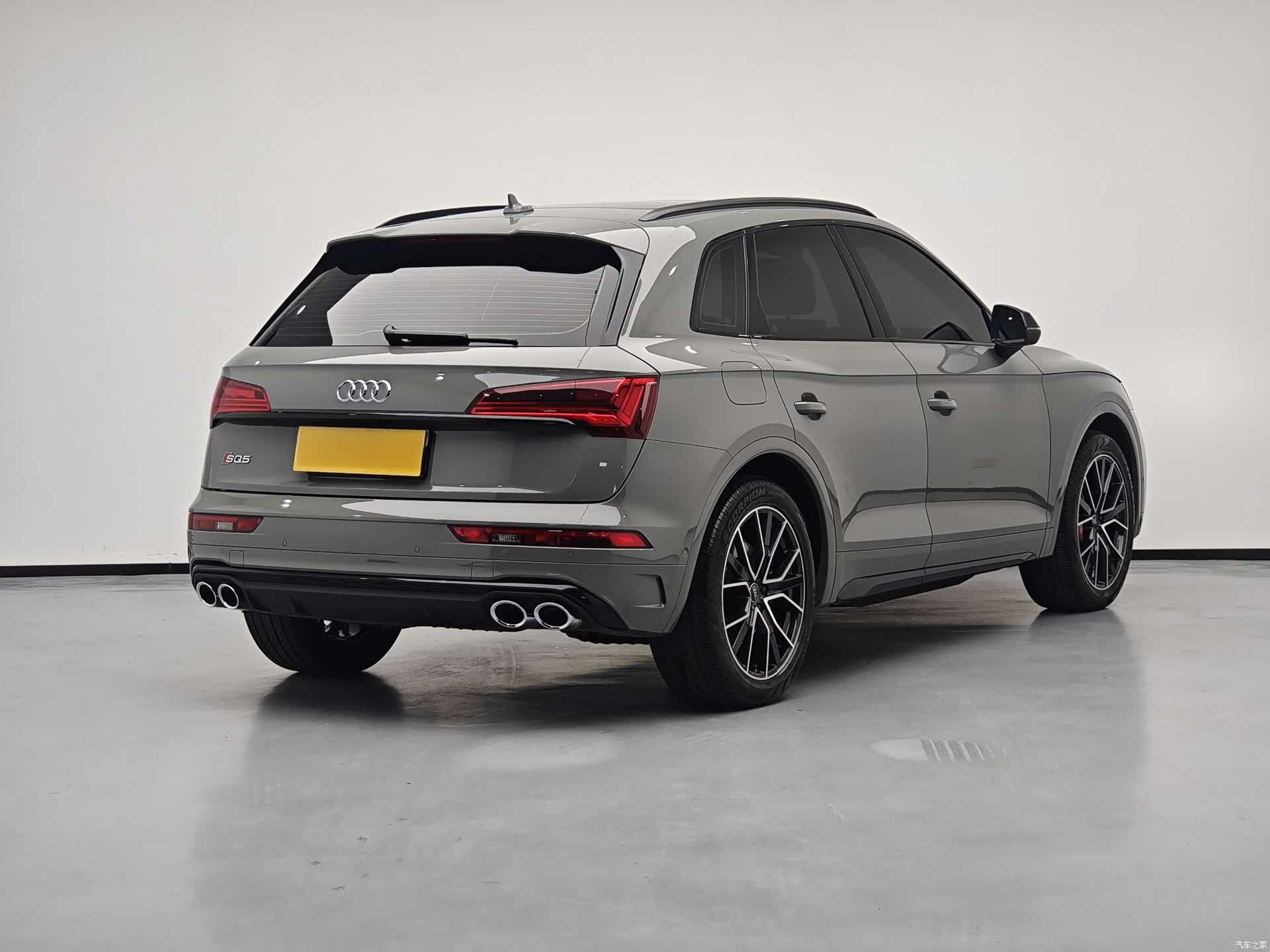 Audi Q5, 2022 6