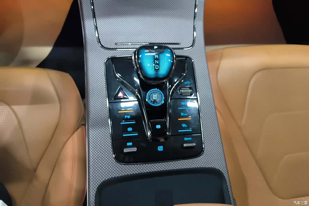 BYD Han, 2023 16