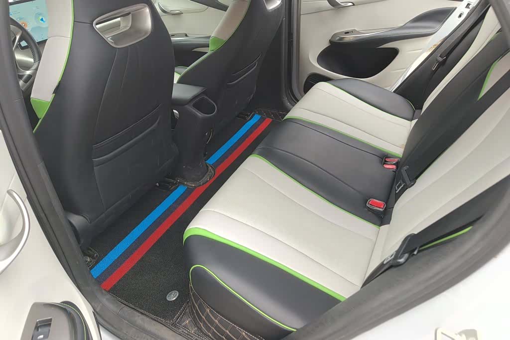 BYD Dolphin, 2022 11