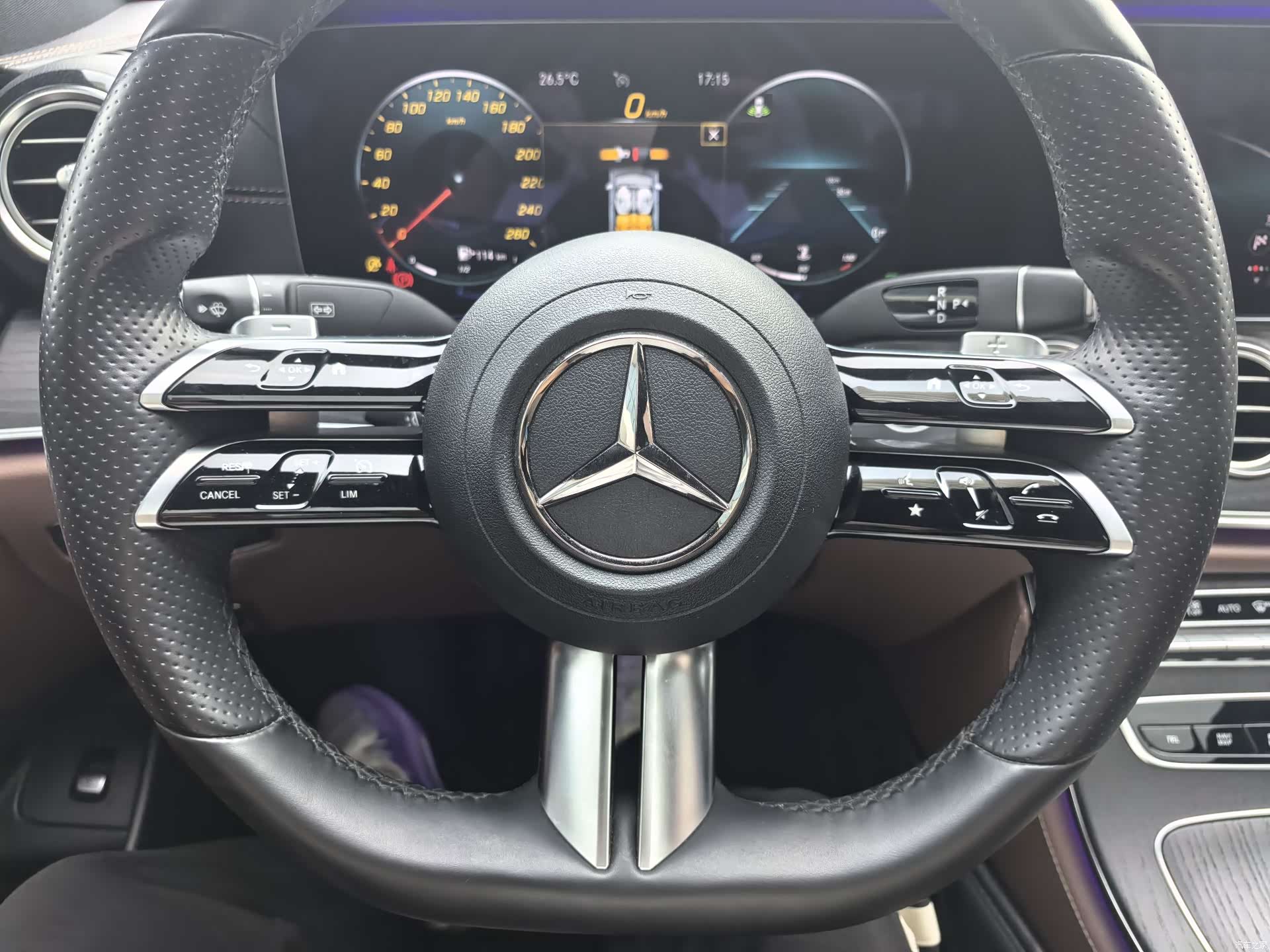 Mercedes-Benz E-Class, 2021 21