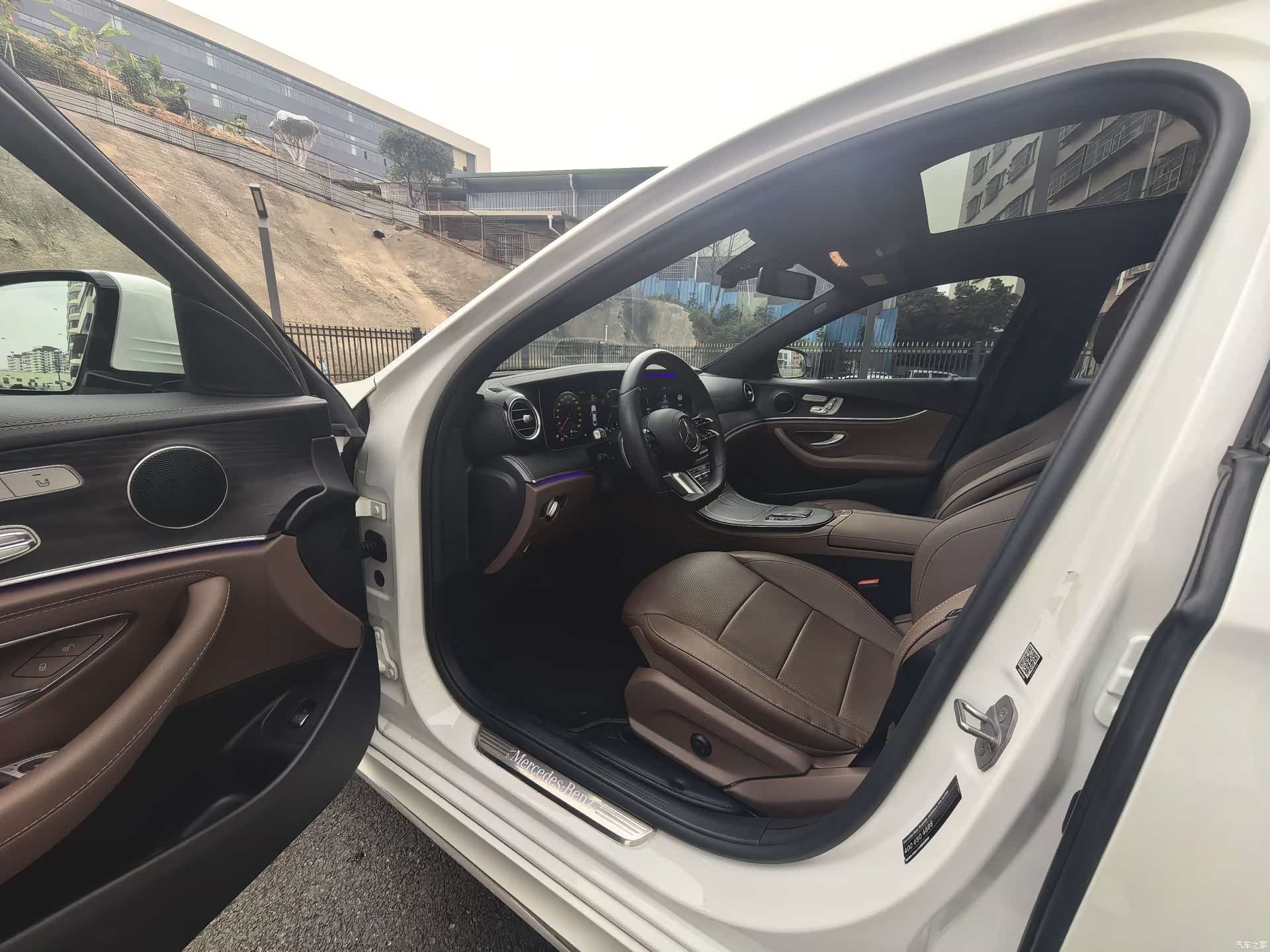 Mercedes-Benz E-Class, 2021 4