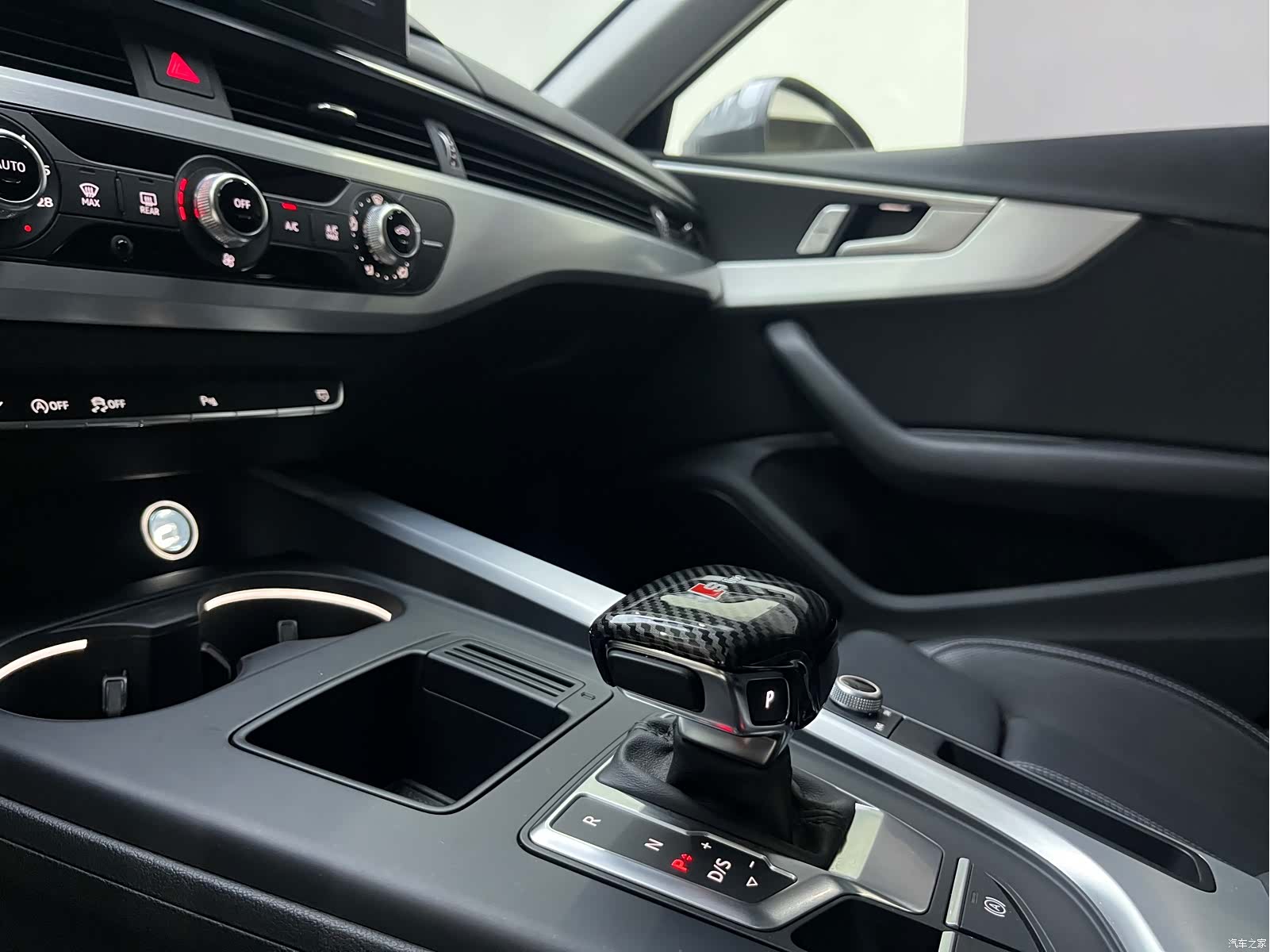 Audi A4L, 2024 11