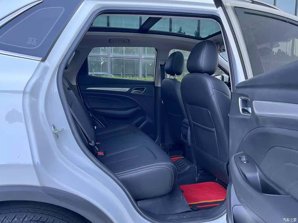 Roewe RX3, 2020 20