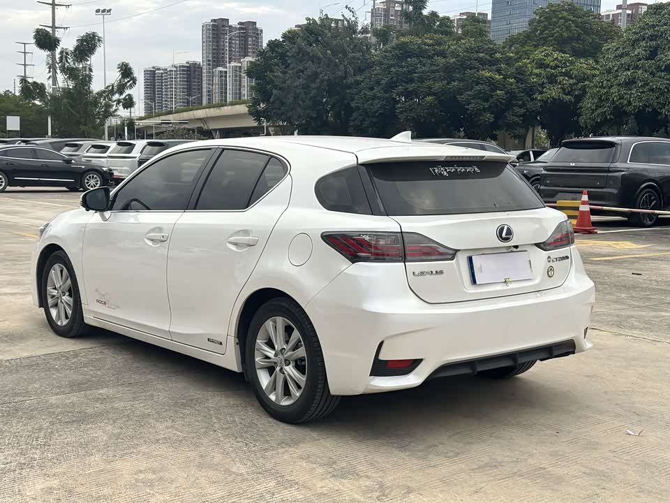Lexus CT