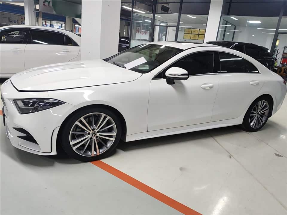 Mercedes-Benz CLS