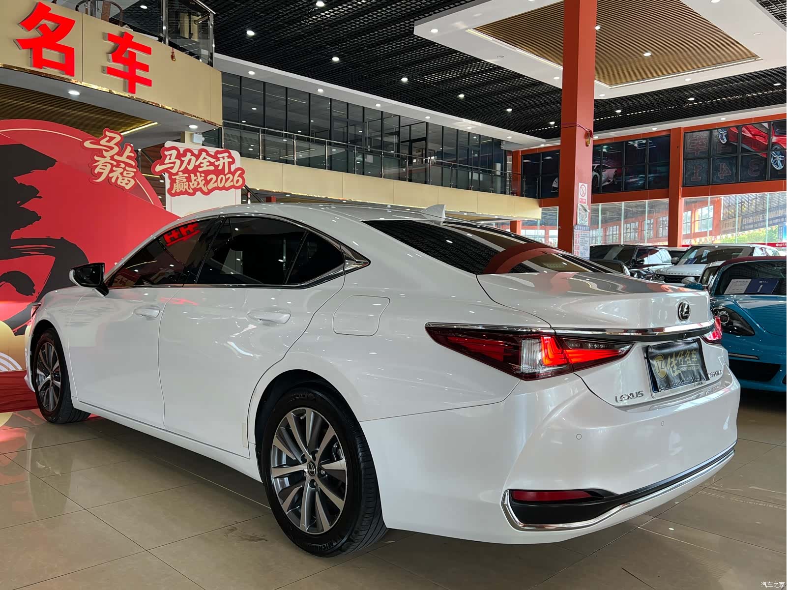 Lexus ES, 2019 6
