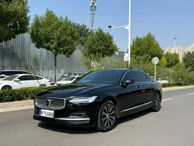 Volvo S90 2020 — купить из Китая под заказ