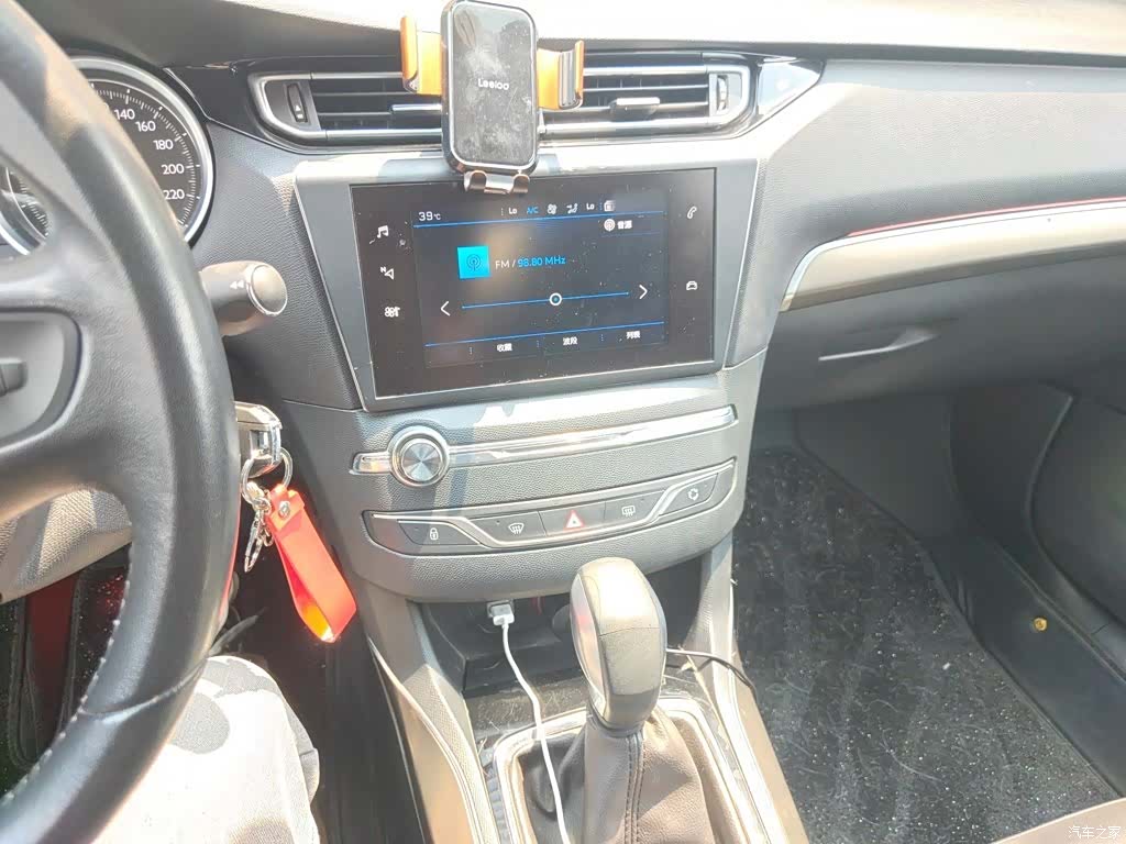 Peugeot 408, 2017 6