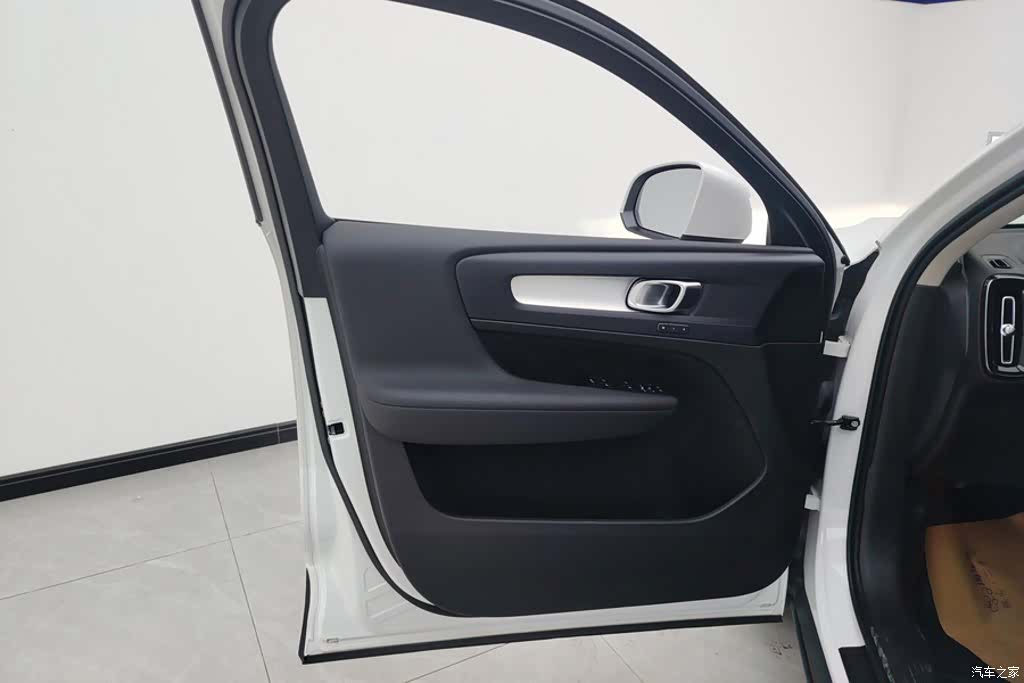 Volvo XC40, 2021 7