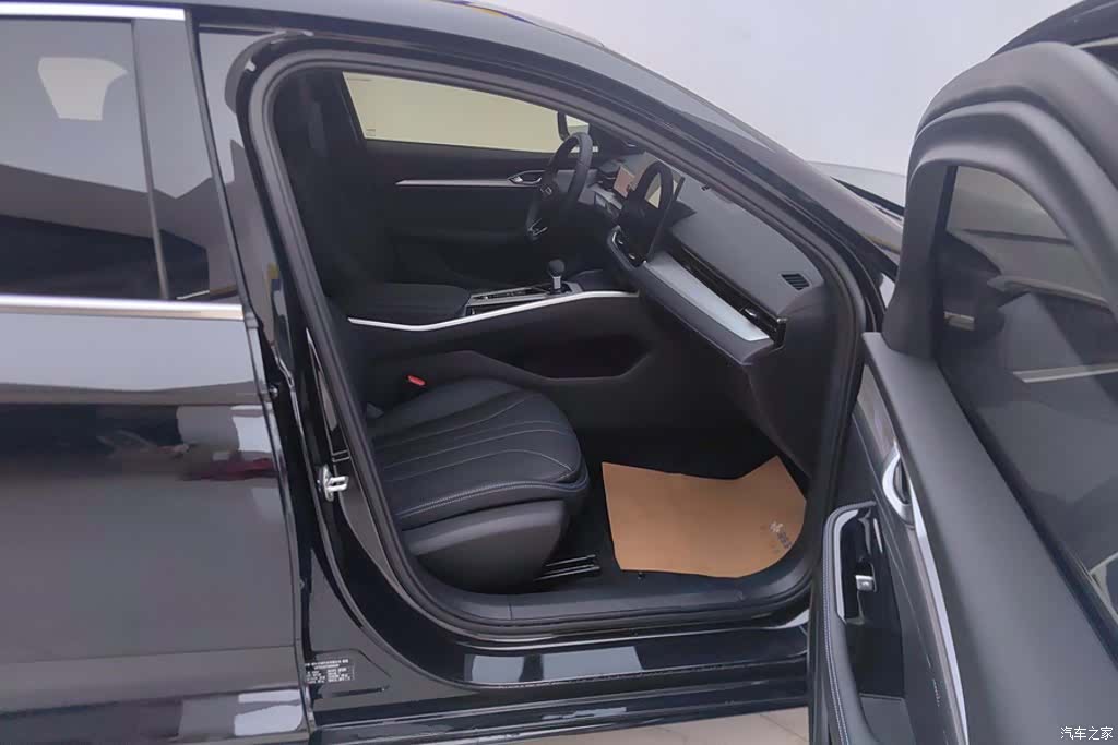 Geely Preface, 2025 8