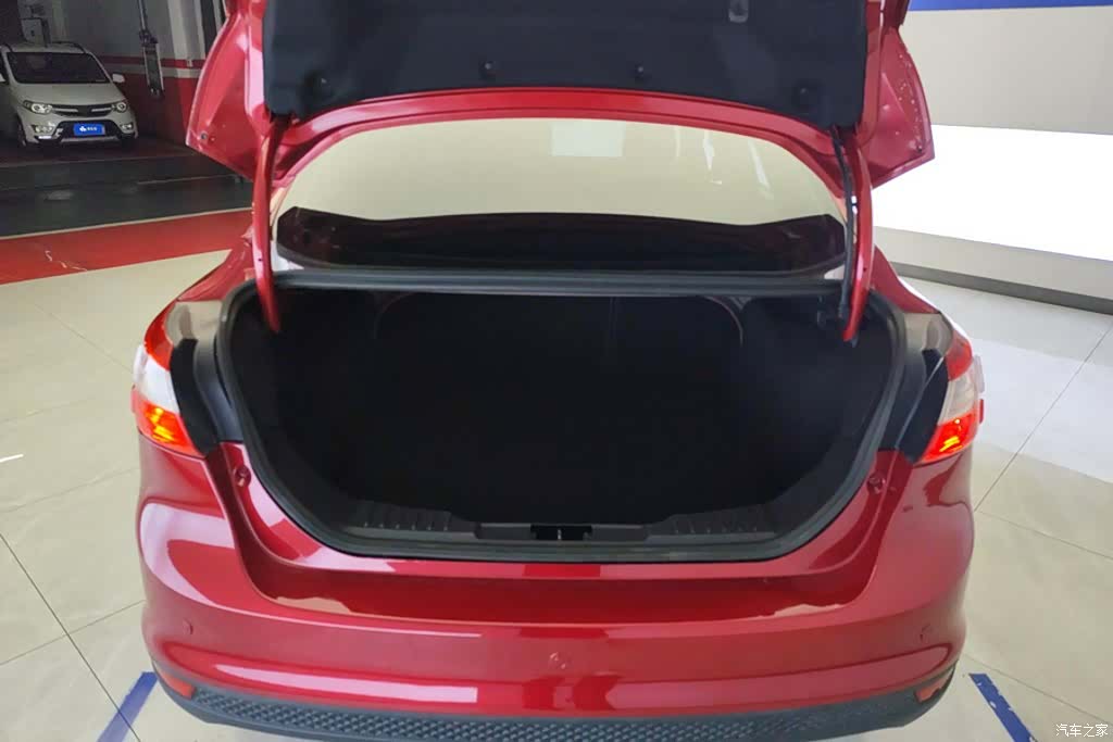 Ford Focus, 2015 4