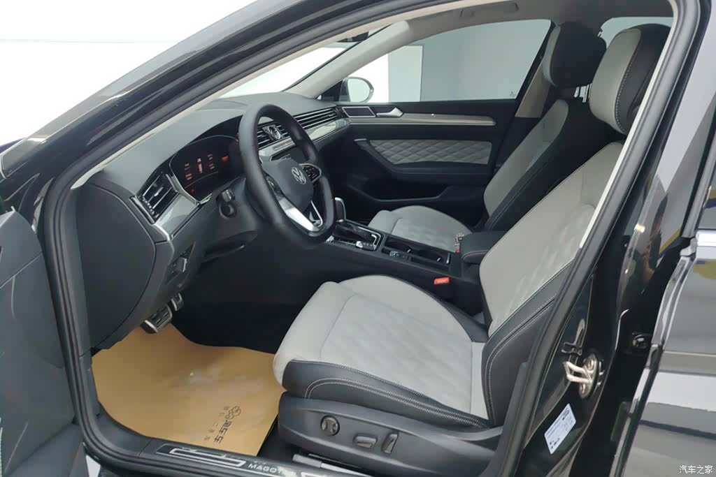 Volkswagen Magotan, 2024 9